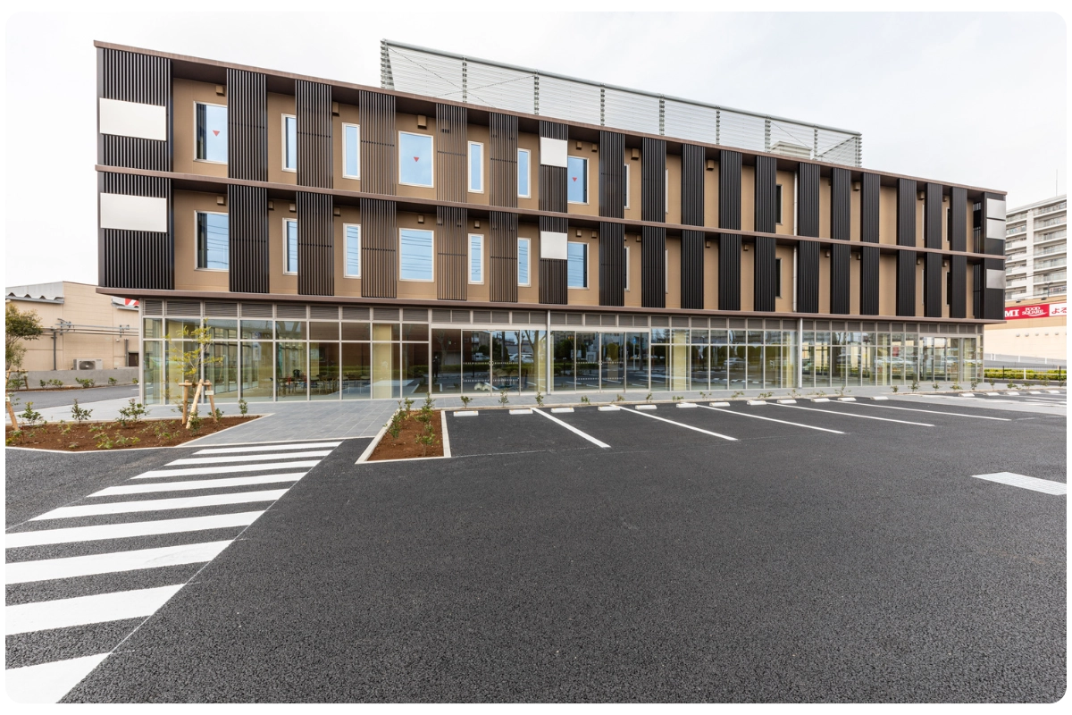 ユウセイモール外観2